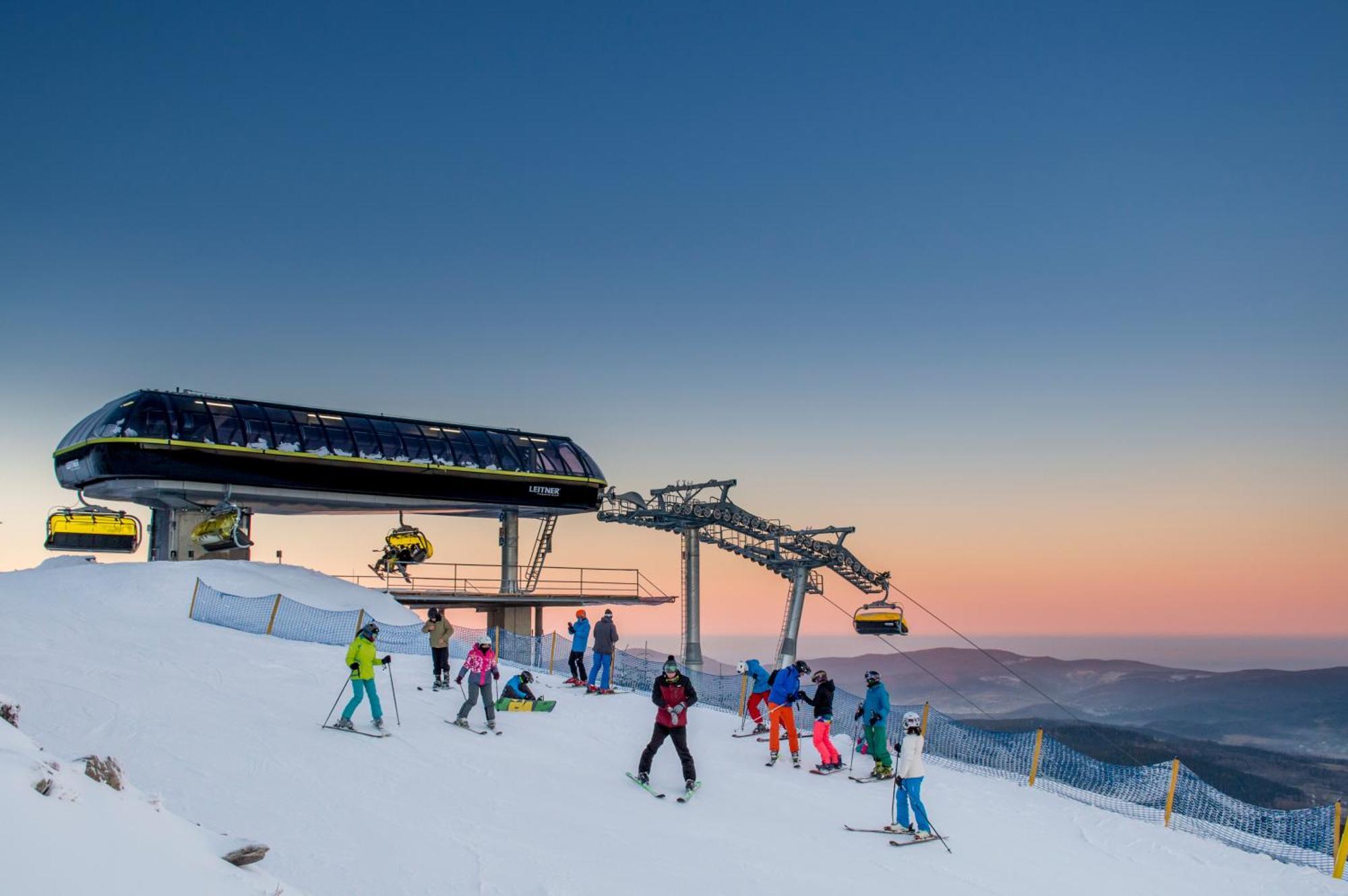 Panorama Ski, Bike, Spa & Restaurant - Czarna Gora Resort Строне-Слёнске Экстерьер фото