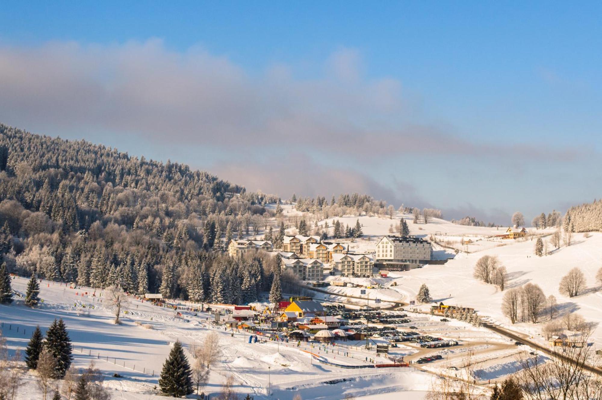Panorama Ski, Bike, Spa & Restaurant - Czarna Gora Resort Строне-Слёнске Экстерьер фото