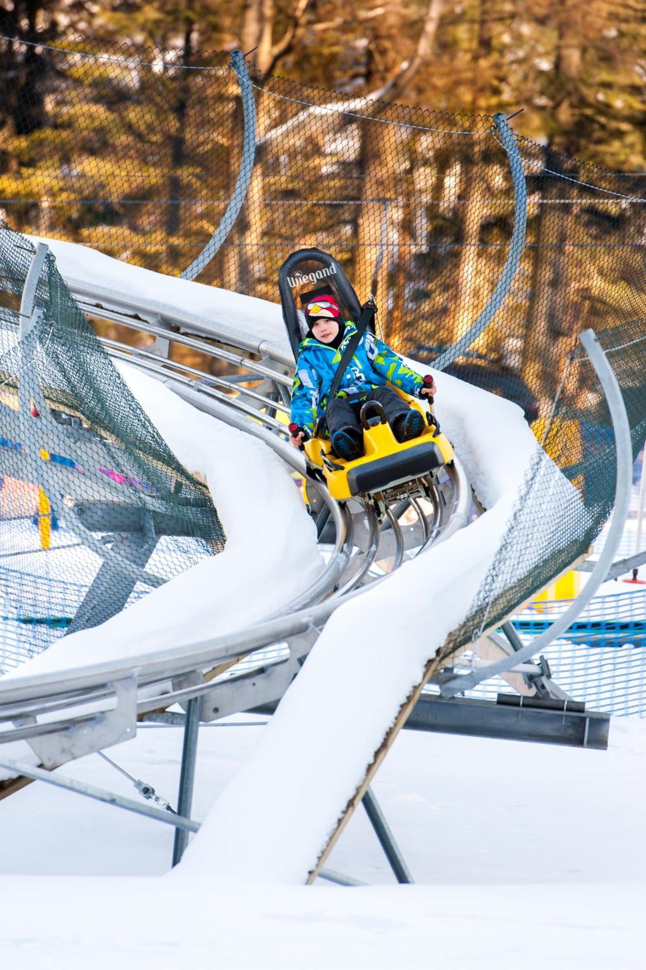 Panorama Ski, Bike, Spa & Restaurant - Czarna Gora Resort Строне-Слёнске Экстерьер фото